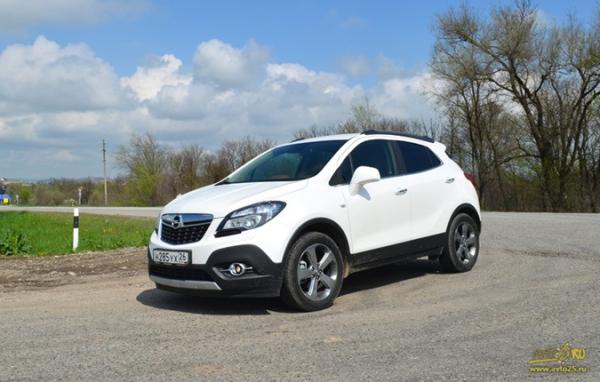 Opel Mokka – бодрящий кроссовер: тест-драйв